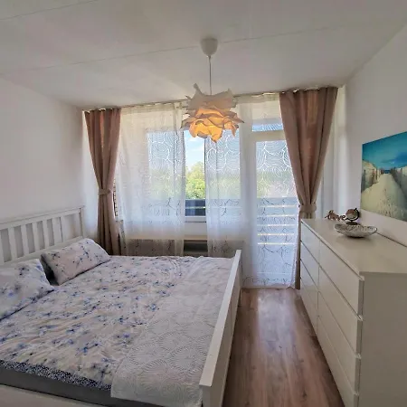 Apartment 3-room In A Location, Ideal For A Family